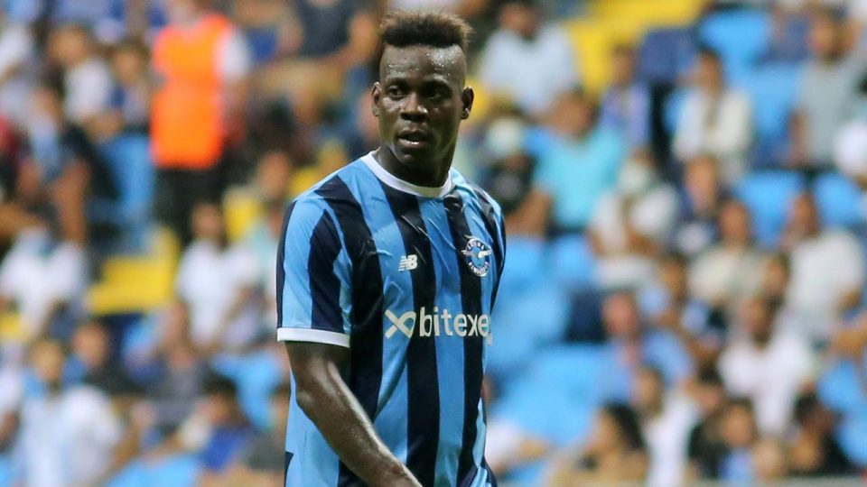 Adana Demirsporlu Balotelli dizinden ameliyat edildi